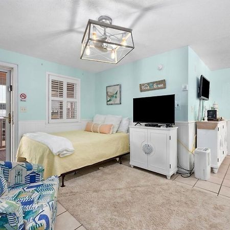 Cherry Grove Efficiency Just Steps From The Beach 미를 비치 외부 사진